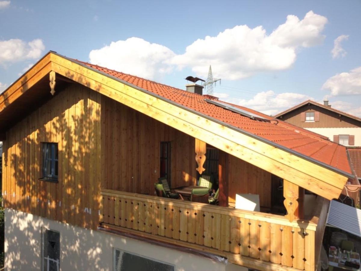 Ferienwohnung Sternschnuppe Chieming Exterior photo